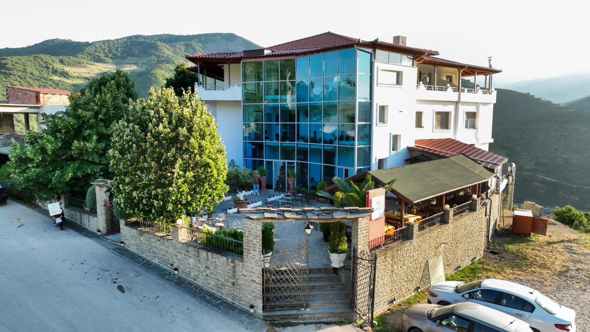 Kanione Hotel