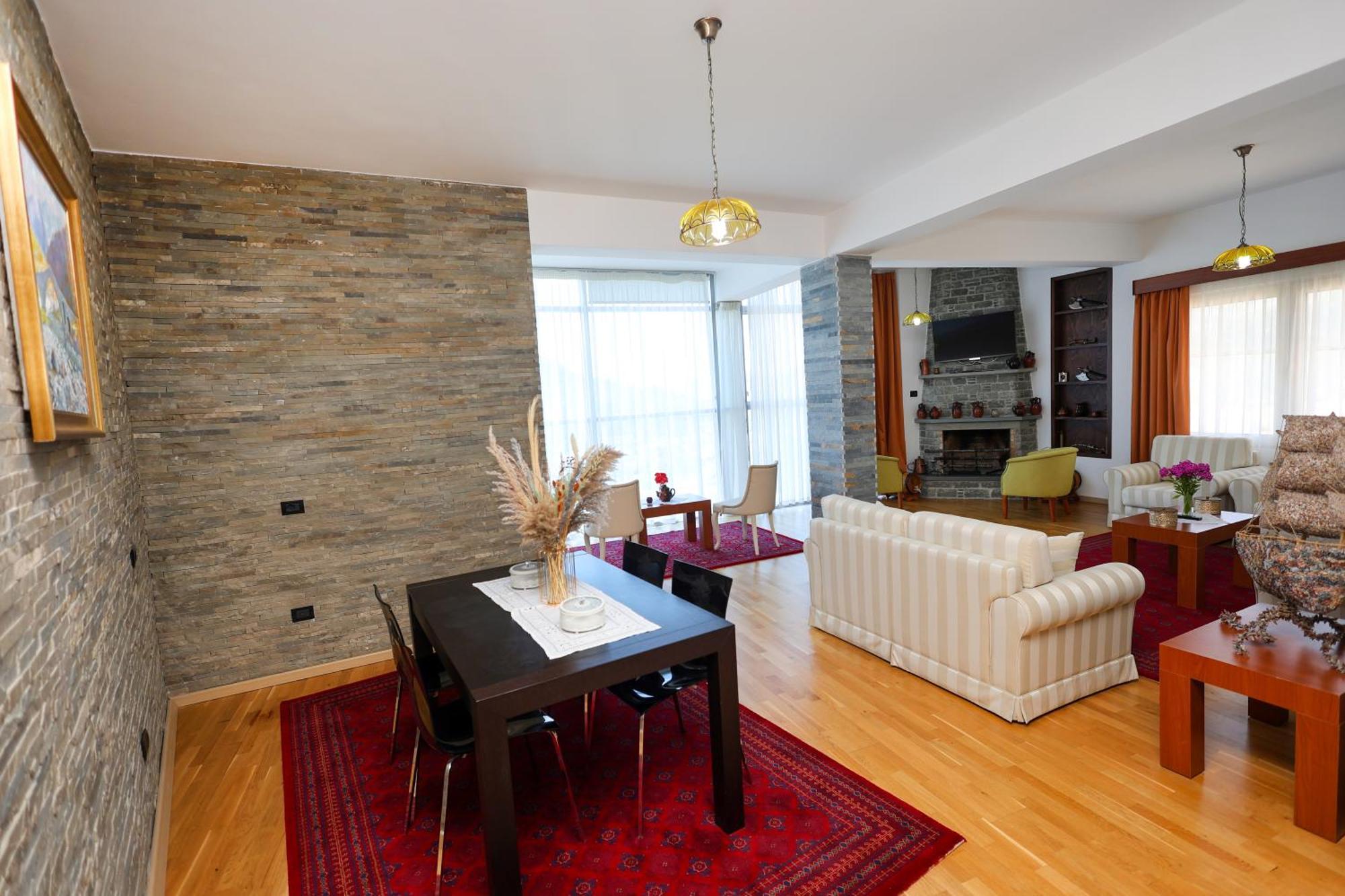 Hotel Kanione 4*