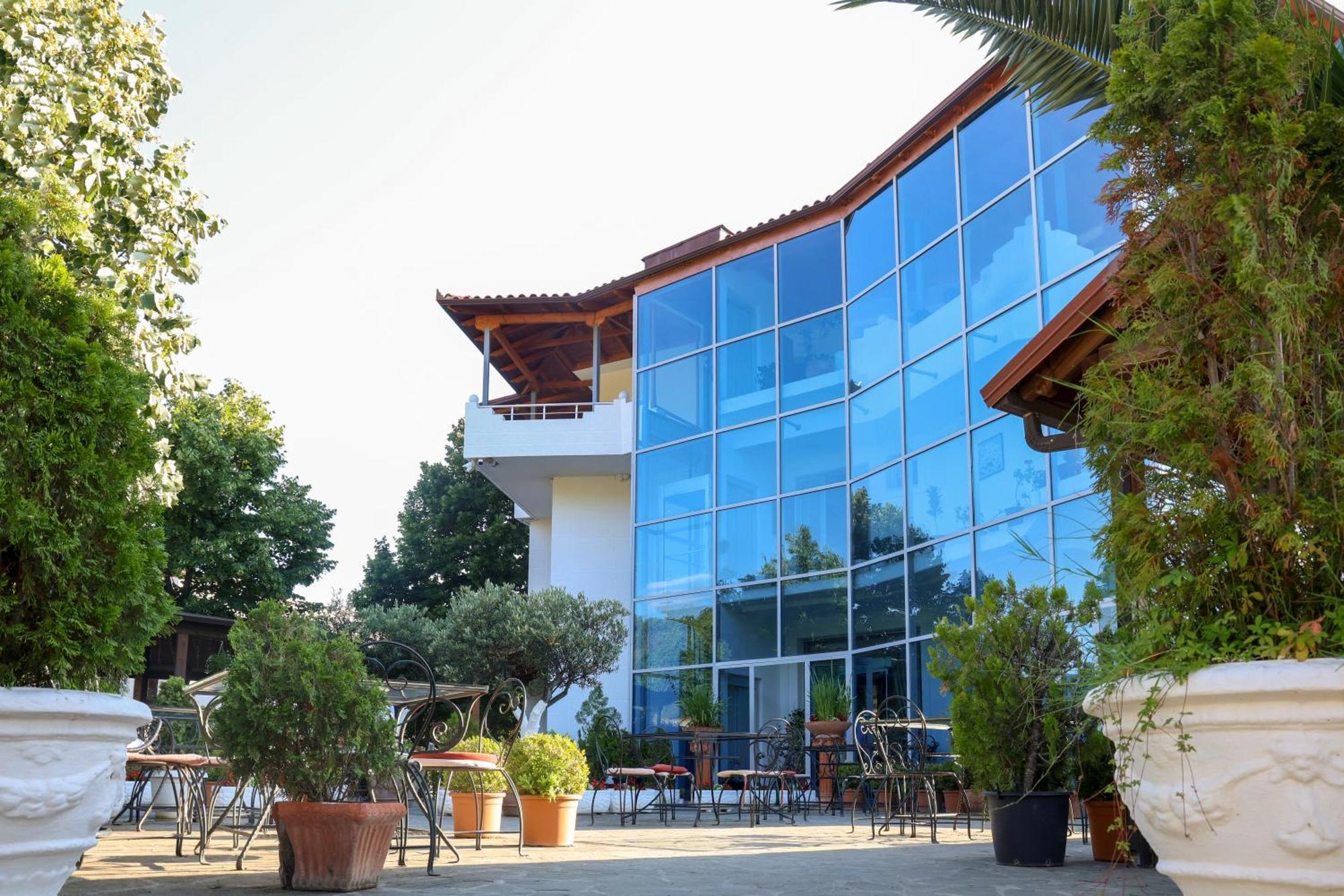 Kanione Hotel 4*