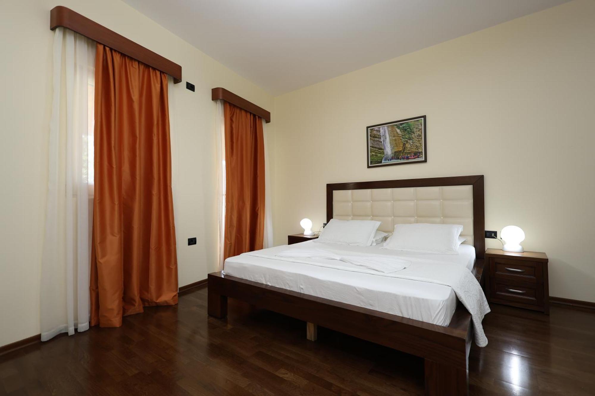 Kanione Hotel