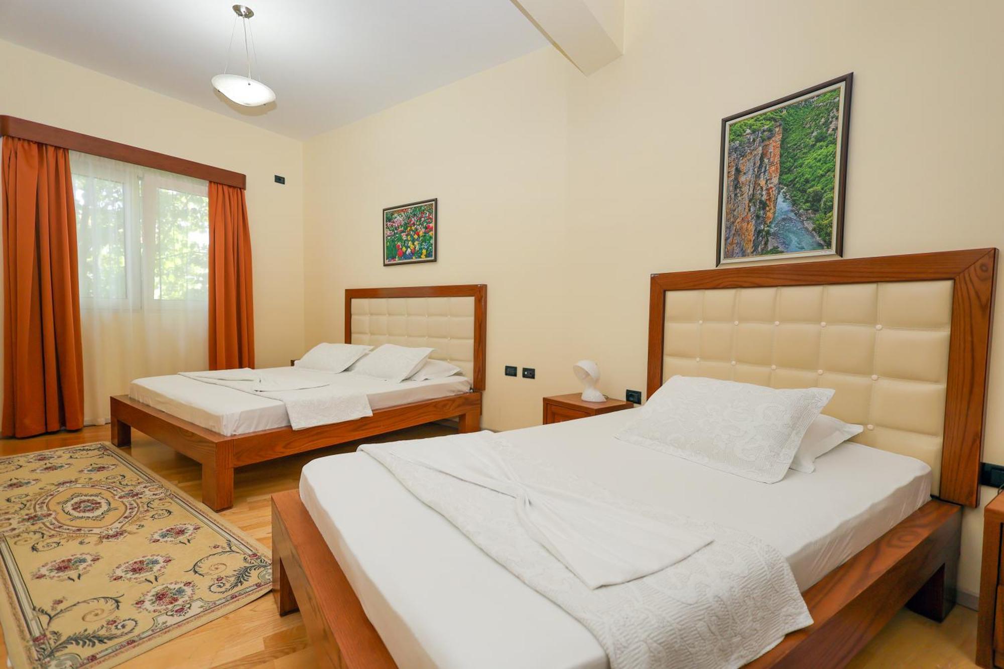 Kanione Hotel 4*